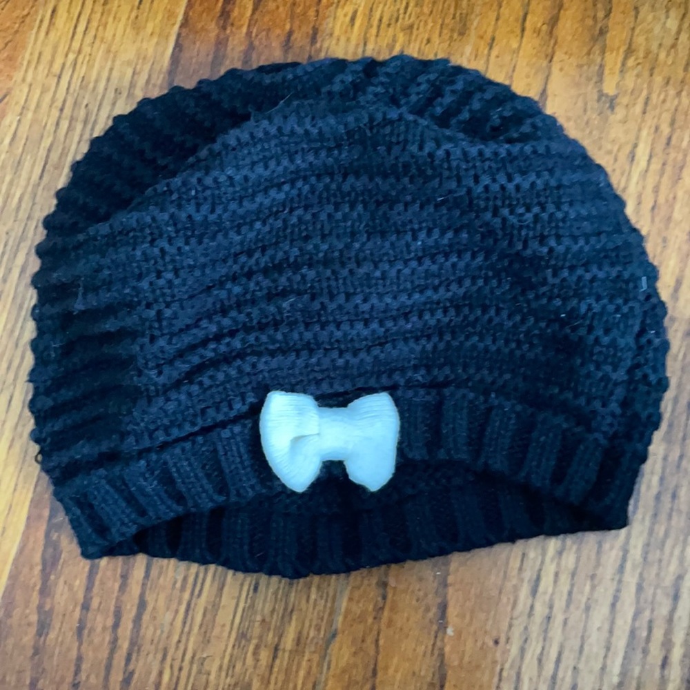 Black hat tahari brand small girls